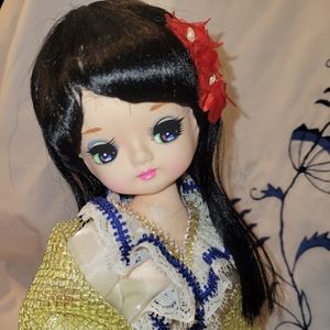 Vintage Bradley Doll musical